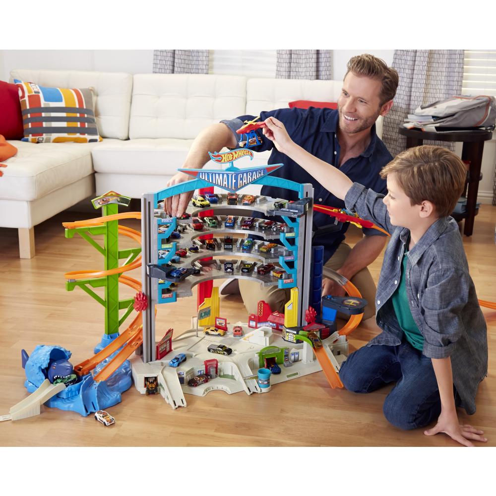 hot wheels ultimate garage 2015