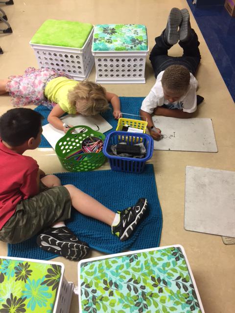 KdgFleming's tweet photo. stations in action @KdgFleming and Mrs. Snively's classrooms http://t.co/JCiOSz9HDE