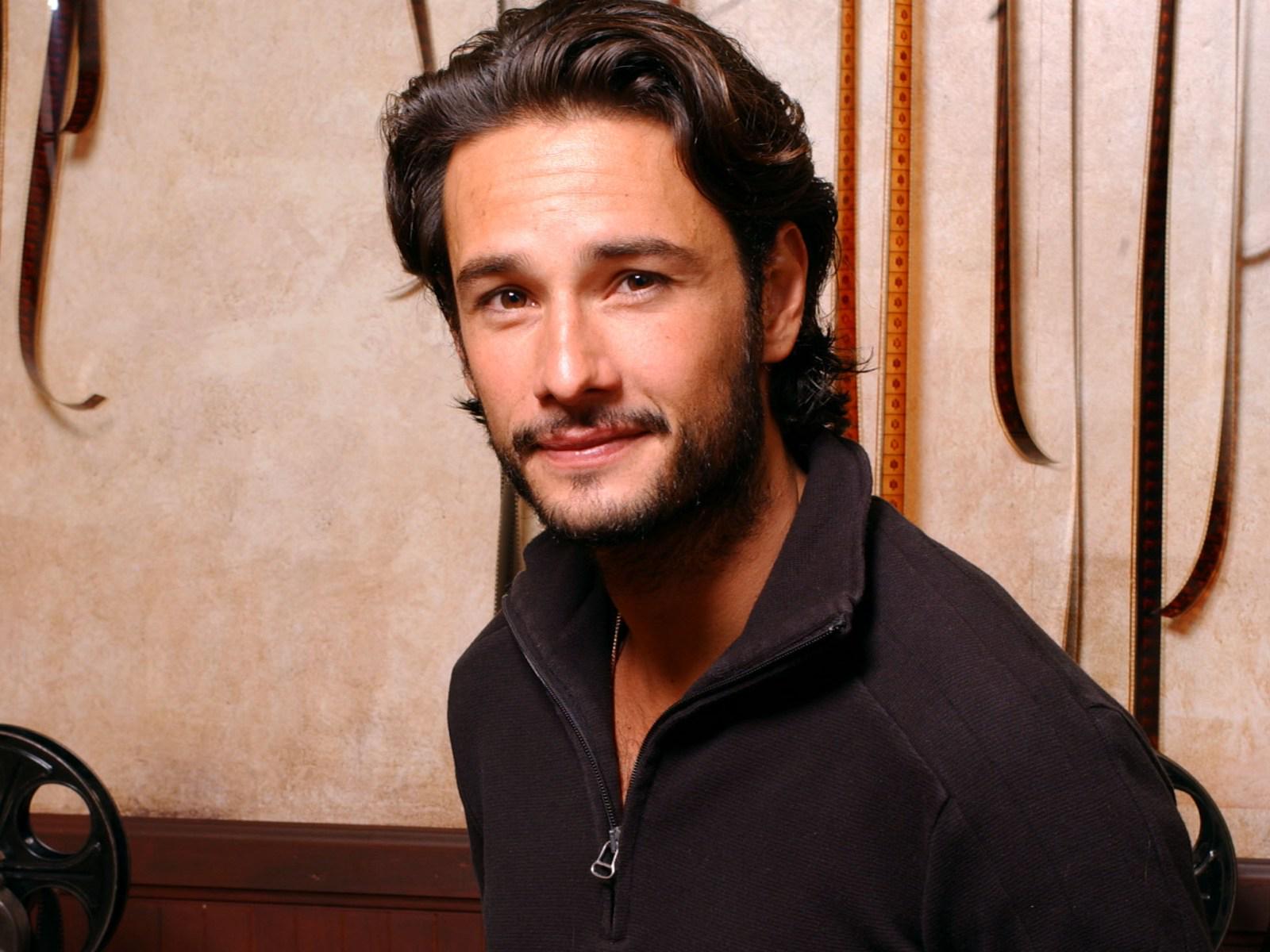 [WOW] Happy 40th birthday Rodrigo Santoro, wish u all the best! :) |  