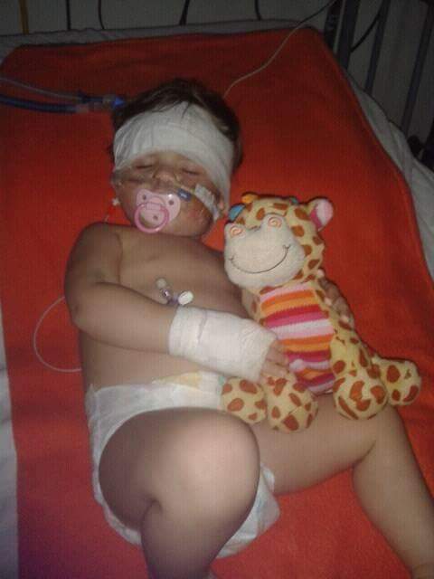 _PereyraBren's tweet photo. DIFUNDIR! 
URGENTE NECESITA SER TRASLADADA A UN HOSPITAL QUE CONTENGA CAMA CON ESPECIALIDAD  CARDIOLOGICA ! RT GENTE http://t.co/xSdExgSDkr
