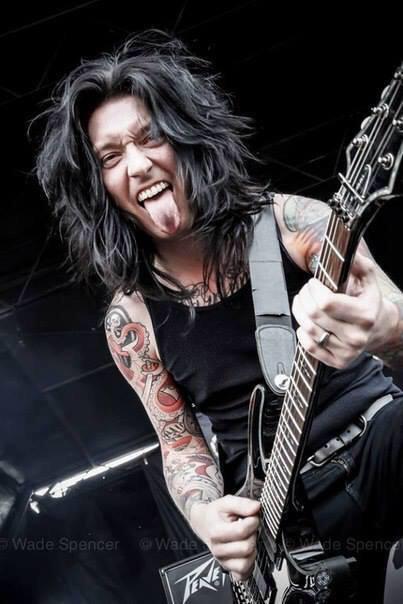 Happy birthday to this awesome guy - the Master of Shreds, the King of Weird Faces...Jake Pitts!    