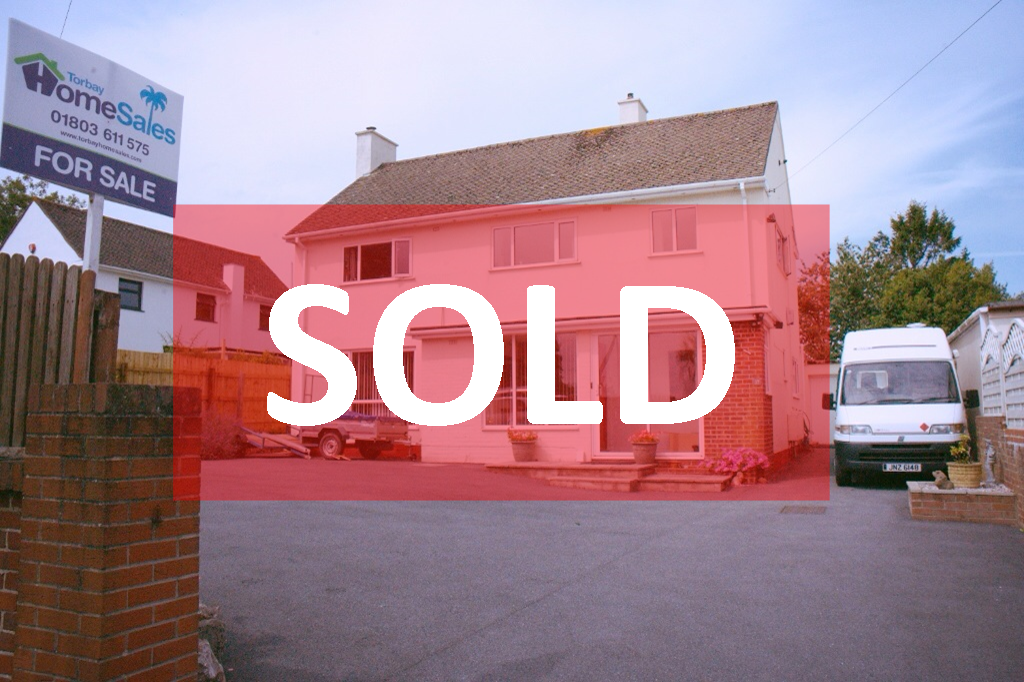 TorbayHomeSales's tweet photo. SOLD!! The vendor of this property has today saved in excess of £10,000 in fees by using our £995 FIXED FEE service! http://t.co/zljBANATP9