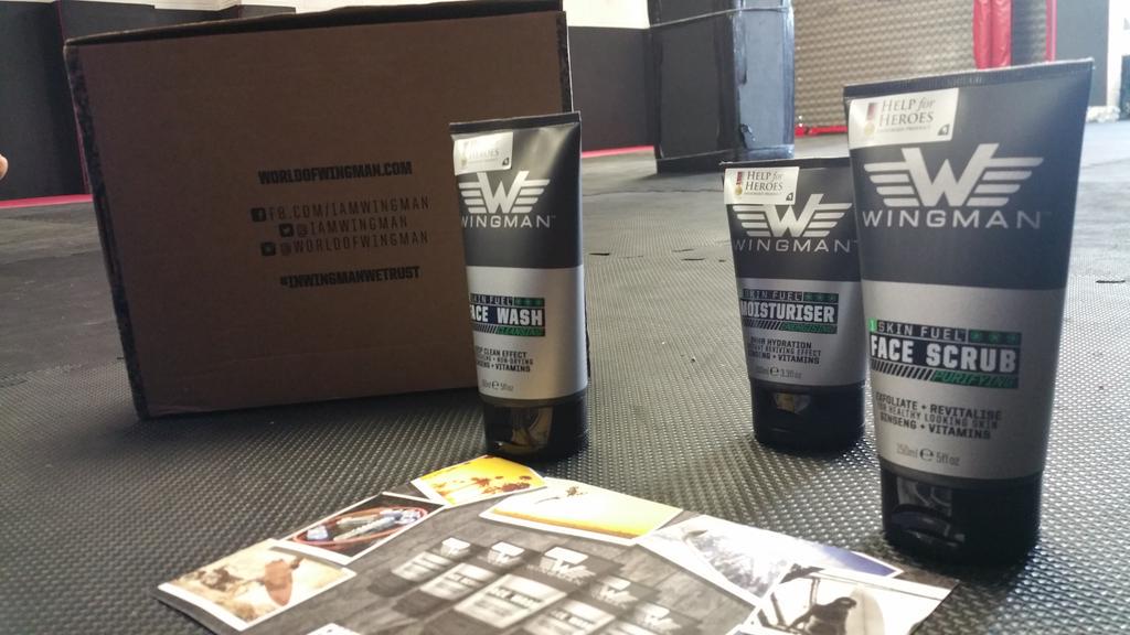 Godsofmma's tweet photo. @WORLDOFWINGMAN   just what I need after training  today #wingman  thank you for the support  for my  title fight http://t.co/au3t2mMwhj