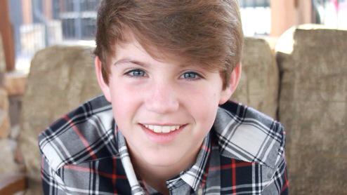 kaylinmd's tweet photo. connor's transformation through the years ๐ i'm so proud of him #5thFrantasticYear http://t.co/Keu8saKUum