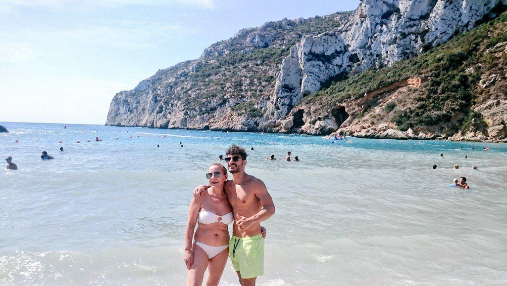 CarlosPedron91's tweet photo. Día en familia por la cala de granadella 👌👌👌 http://t.co/MJEuVoG6r7