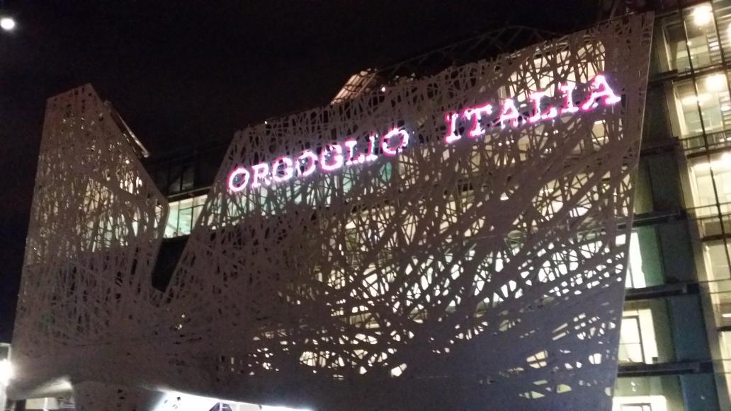 f_chindemi's tweet photo. #orgoglioitalia @Expo2015Milano http://t.co/8V7KJ5g6ir