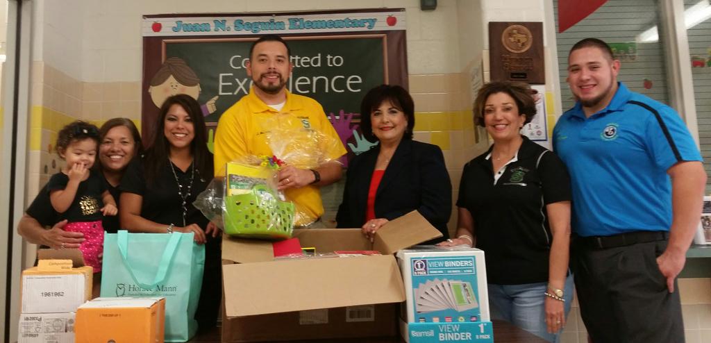 SecretSanta_RGV's tweet photo. School supplies donation to @SeguinElem http://t.co/OuBwCWguJi