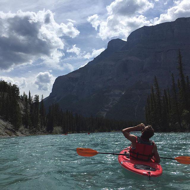 NatlParksPhotos's tweet photo. Great day on the bow! #ftyc #banff #nationalparks by sweetbrownreimer http://t.co/HboVonLsEy