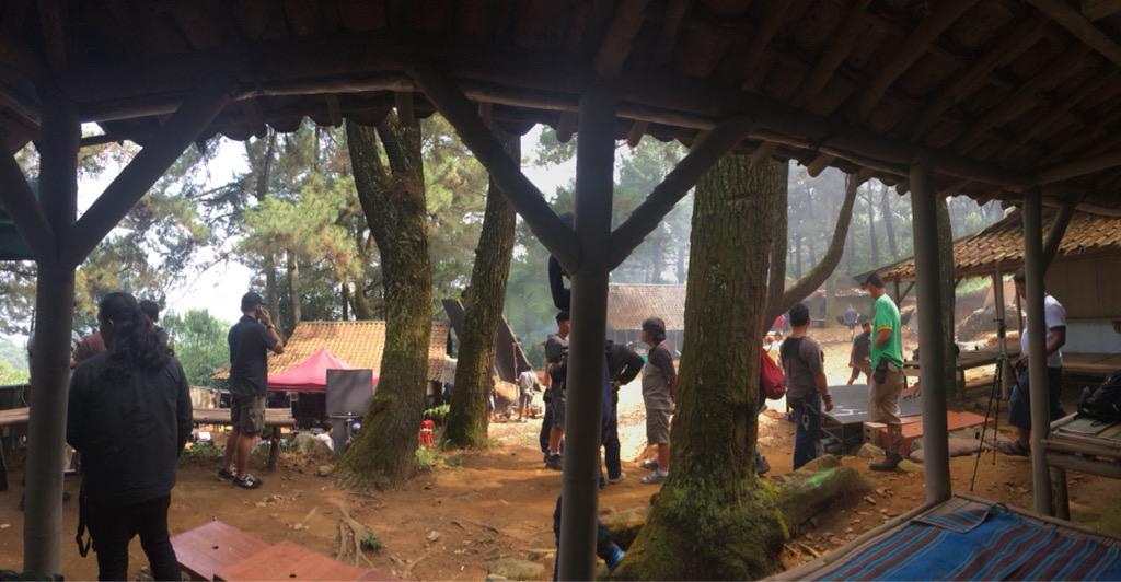 bloodbrothersmv's tweet photo. Day 1 begins! 1st scene @Maruli_Tamp7 @dorestu http://t.co/FOOX6zT9Fj