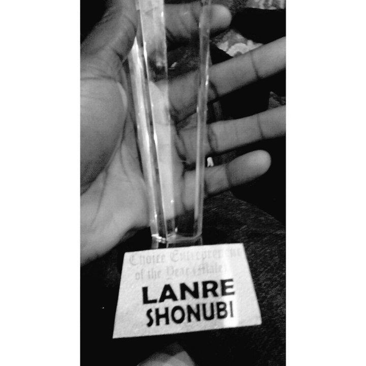 LanreShonubi's tweet photo. This is also for COVENANT UNIVERSITY!!!! Love you guys die ! #Winner #TheHost #NTCA2015 http://t.co/FVqWHj6gIE
