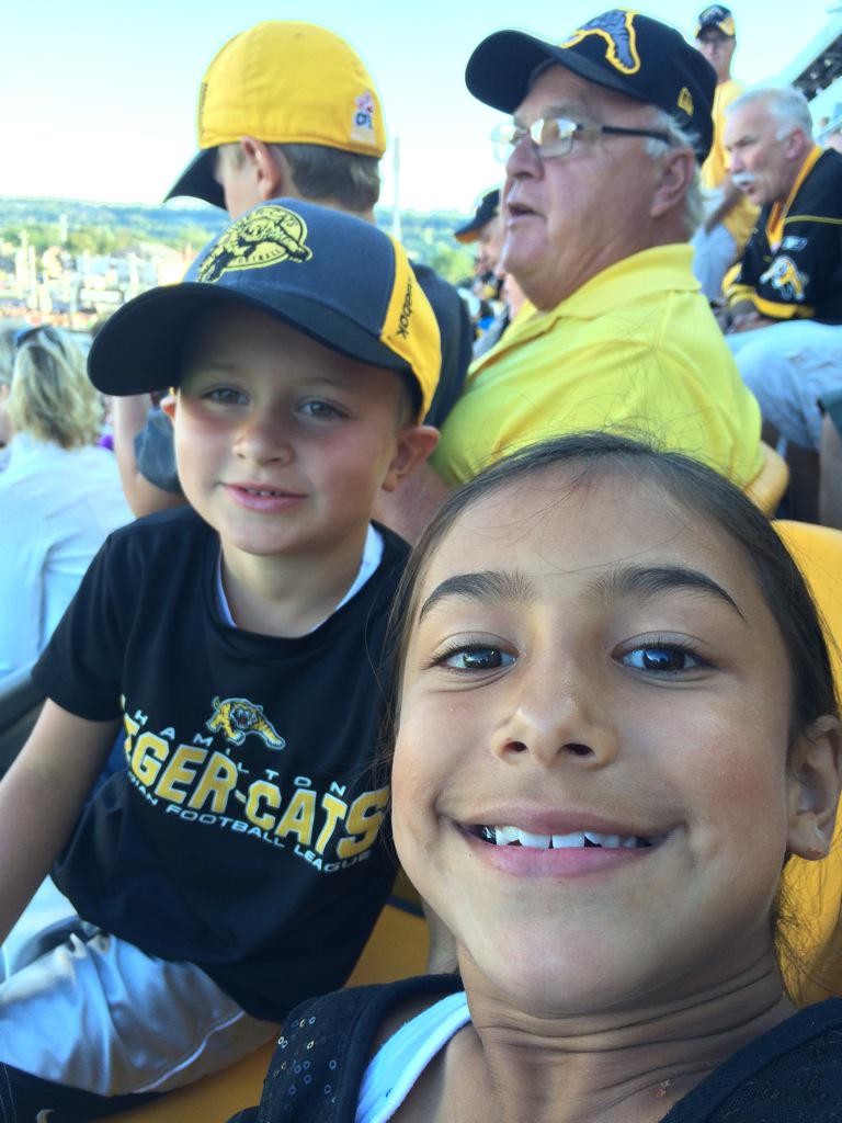 lsanta13's tweet photo. Go #ticats Go!! http://t.co/aydsnyLE4K