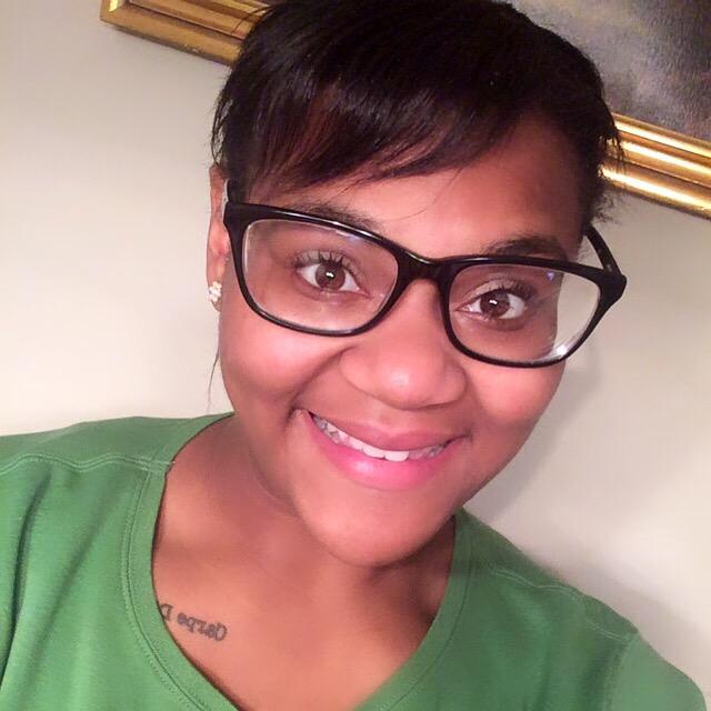 angelasim09's tweet photo. It's a good day! #SundayFunday #SundaySelfie :) http://t.co/qBDGCnUQG7
