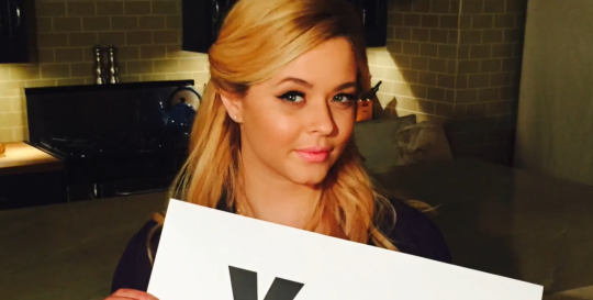 EmisonLife's tweet image. Sashay post time jump #Emison #PLLTimeJump