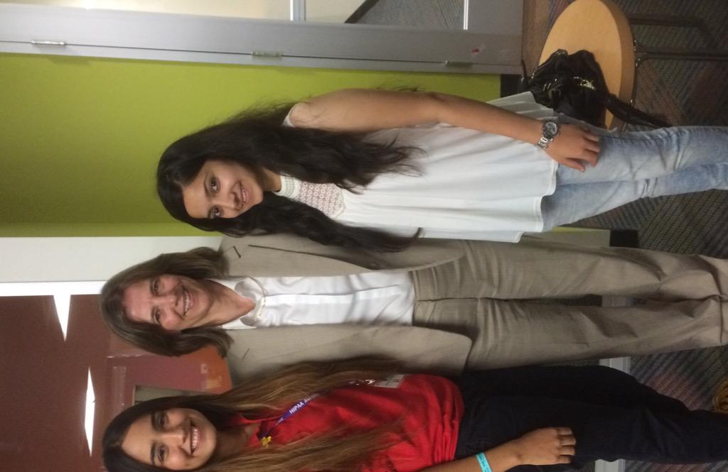 BonnieJDunbar's tweet photo. @Unitedspaceschool.org at #UHCL 2 aspiring Astro HS students from India and Mexico. 25 nations and 50 students! http://t.co/5tbbM3ZDz9