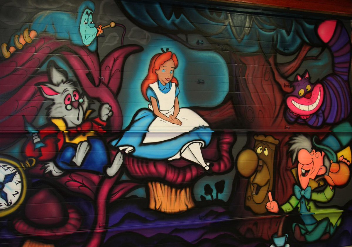 Sirvis1's tweet photo. Some new work #yxe #sirvis #lrgcanada http://t.co/6AfGMGgbiN