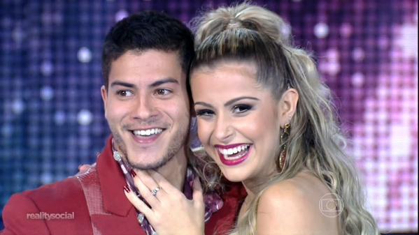 exaustu's tweet photo. CARALHO, ARRASARAMMMMMM <333 #DançaDosFamosos #TeamArthurAguiar http://t.co/gAEft1mGCX