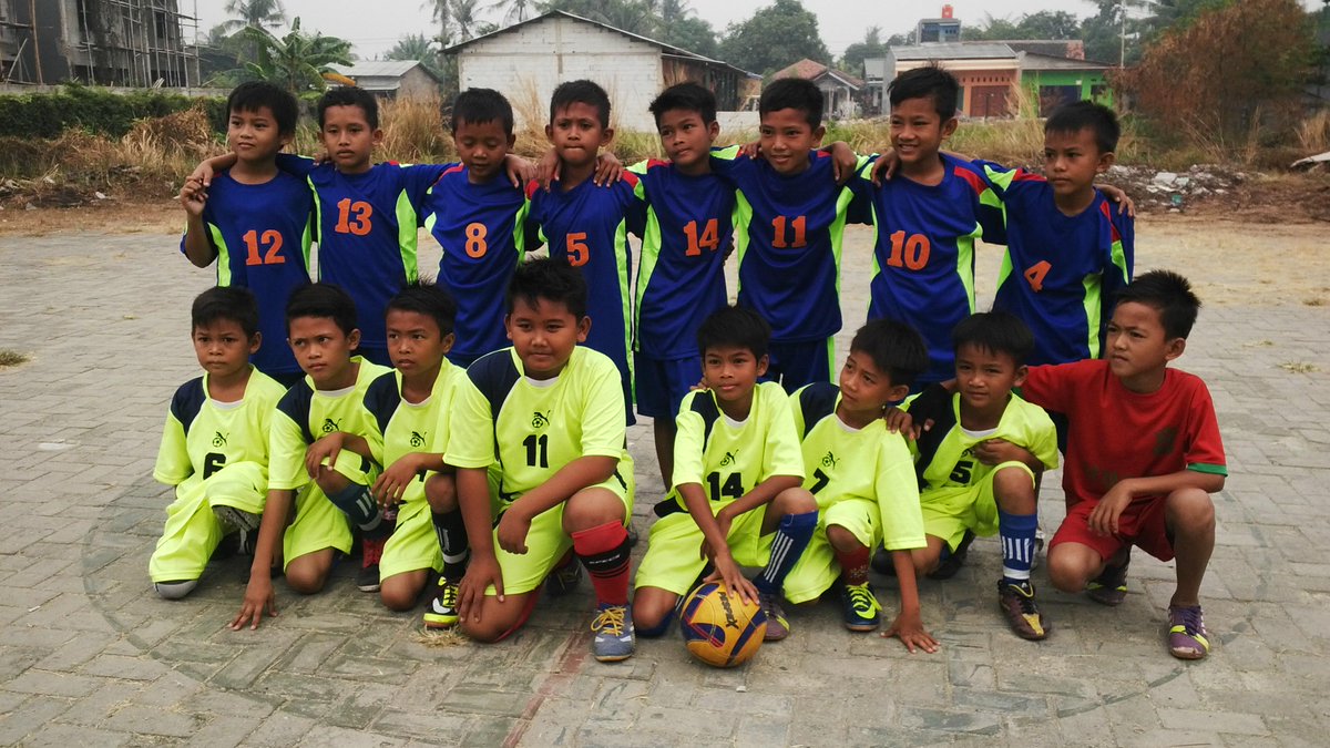 hadifathullah's tweet photo. Juara Bertahan road to final http://t.co/7LQbDEmX2Z