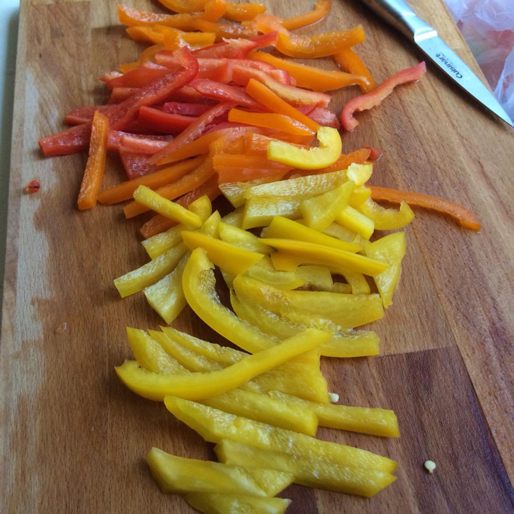 KTA78's tweet photo. Meal prepping... #GetRightPlan. http://t.co/kFkgQIMVJt