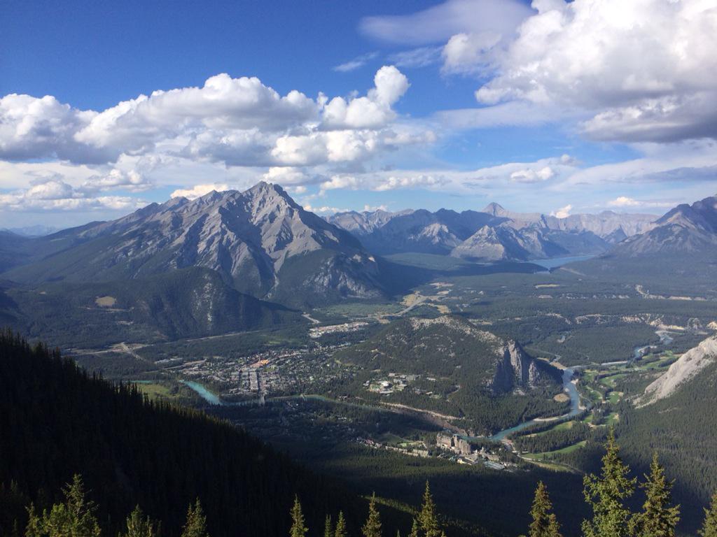 Steve_Fawkes's tweet photo. Amazing views every time! #SulphurMtn @BanffNP @ExploreRockies @TravelAlberta http://t.co/i7tF20d1Sr