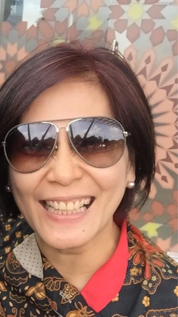 novaputong's tweet photo. Keep ur habits positive because ur habits become ur values,Keep ur value positive because ur value become ur destiny http://t.co/8hSnLj7gbM