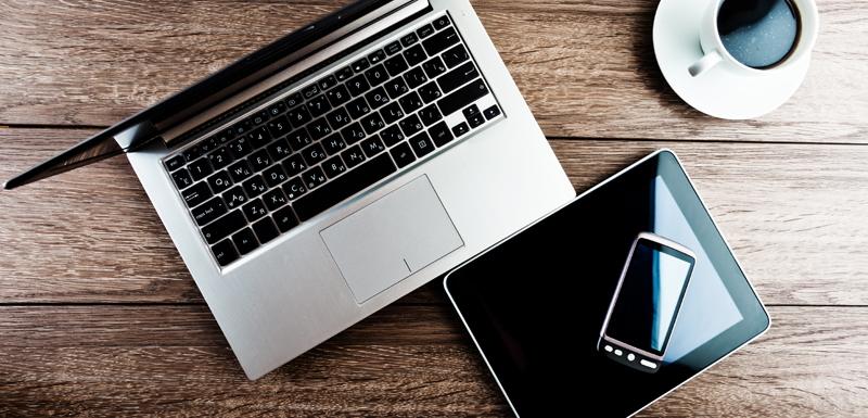 Psst... open your laptop! Mr.Right is just a few clicks away ow.ly/QAuII