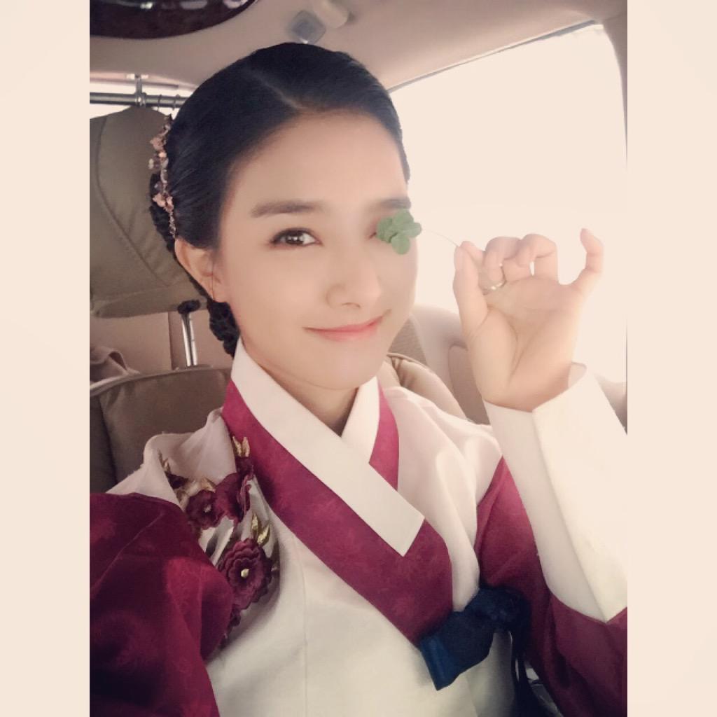Kimsoeun tweet media