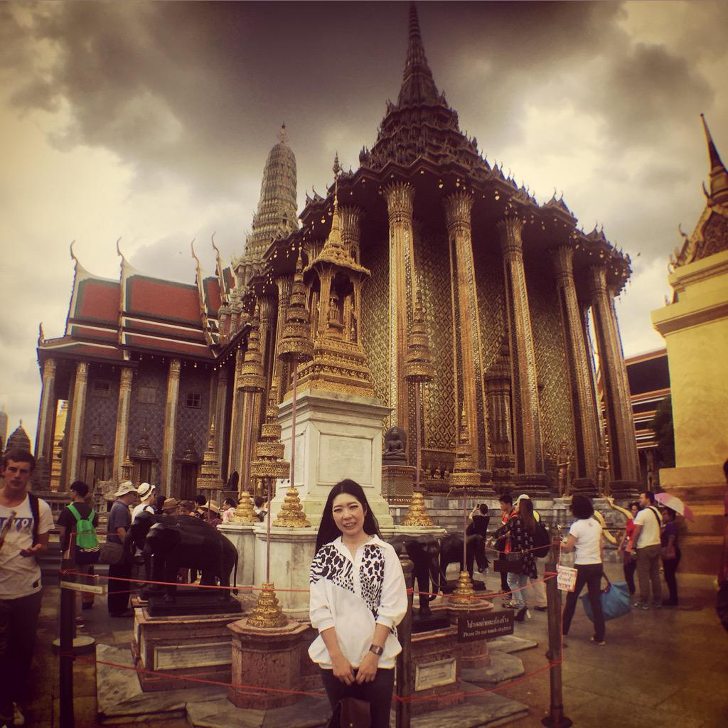 SpookyDD's tweet photo. 🙏🏻มาไหว้พระทำบุญ #วัดพระศรีรัตนศาสดาราม #วัดพระแก้ว http://t.co/5skA5TA2yu