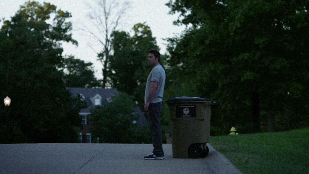 나를 찾아줘 Gone Girl (2014) 다시는 벤 애플렉과 로자먼드 파이크를 있는 그대로 볼 수 없게 만들어주는 바로 그 영화. 실종된 아내를 찾아나서는...