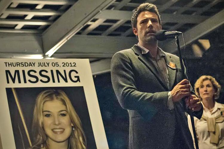 나를 찾아줘 Gone Girl (2014) 다시는 벤 애플렉과 로자먼드 파이크를 있는 그대로 볼 수 없게 만들어주는 바로 그 영화. 실종된 아내를 찾아나서는...