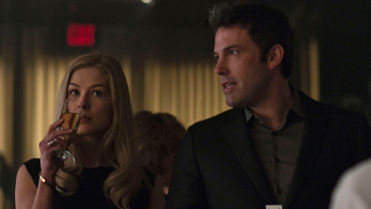 나를 찾아줘 Gone Girl (2014) 다시는 벤 애플렉과 로자먼드 파이크를 있는 그대로 볼 수 없게 만들어주는 바로 그 영화. 실종된 아내를 찾아나서는...