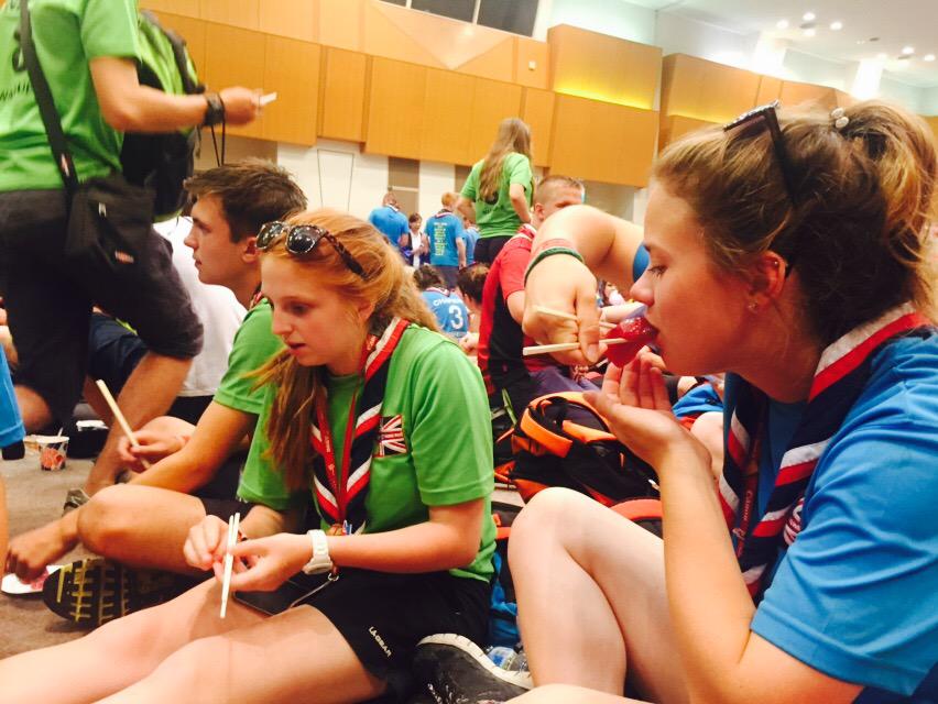 UKContingent's tweet photo. Can't be any fresher! Cut up LIVE on stage in front of them #TokyoLive #japan2015 http://t.co/Arcuw7FXv3