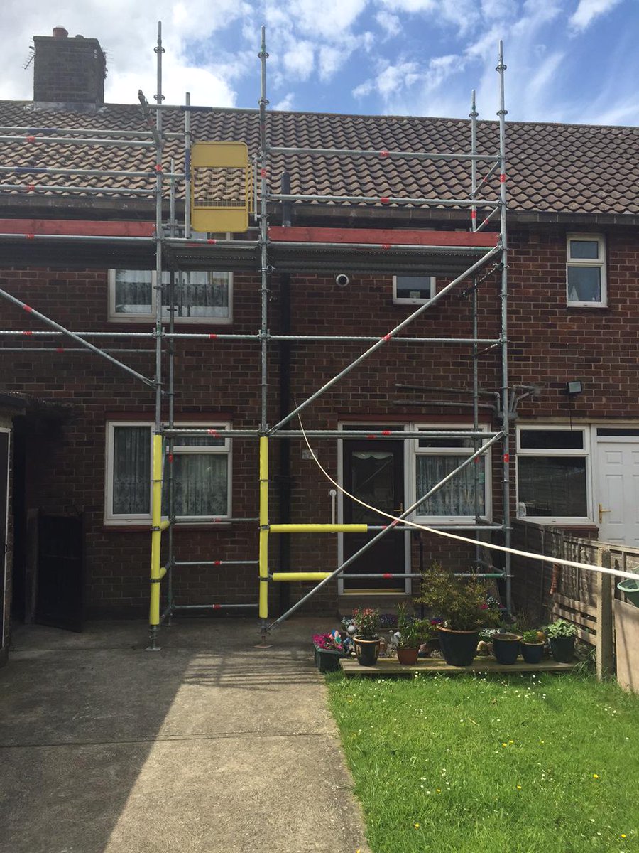 PMCscaffolding's tweet photo. Pleased to announce that we can now offer the Altrad Futuro system as well as traditional tube &amp; fitting scaffolding. http://t.co/dakT9NzPuN