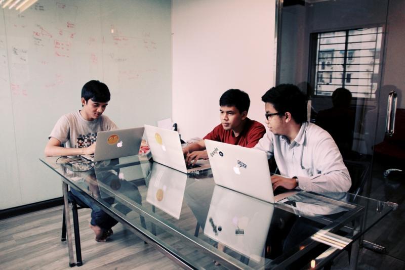 Myanmar Now tweet media