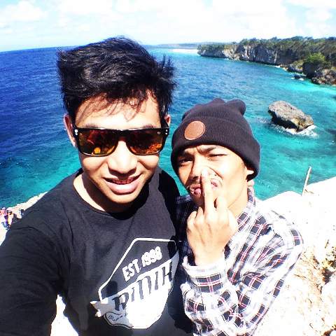 ObhelGk's tweet photo. @apparallang beach http://t.co/KfZJvzPf4C