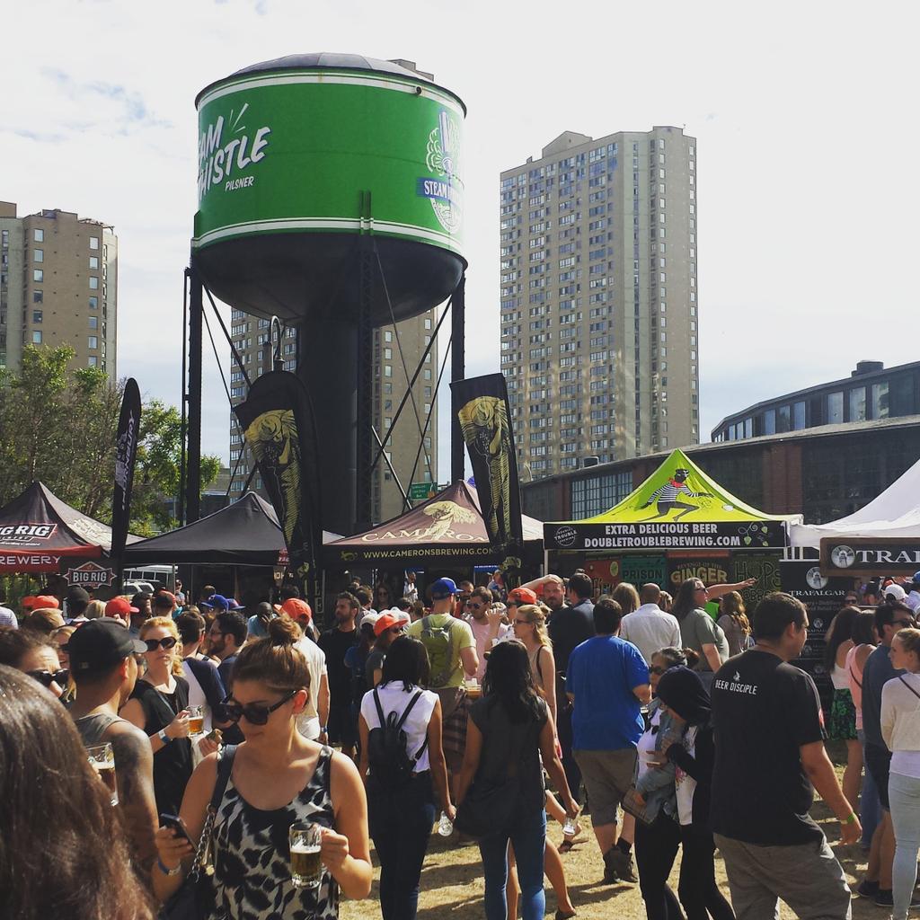 Watson90Zac's tweet photo. @SteamWhistle Thanks for hosting an awesome festival of Ontario craft beer at the Roundhouse Brewery. http://t.co/aVXnIWeNHk