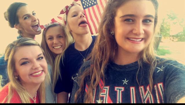 kennedybhardy's tweet photo. Fish camp 2015 was a success #squaaaaaddd http://t.co/3LpIAxZTwr