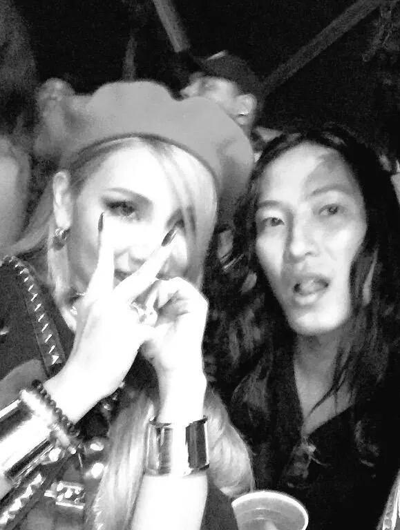 ayuulp's tweet photo. Hanging out with alexander wang. No biggie http://t.co/UVOE8bI7IL