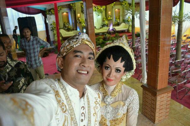 Happy Wedding buat brother koord. kita @ronnyFOL semoga samawa,yiiihhaa keluarga Loco jd bertambah.:D