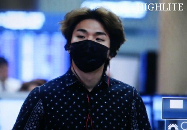 [10/8/15][Pho] BIGBANG tại sân bay Incheon trở về từ Trung Quốc CMBN9lKUkAYir1Q