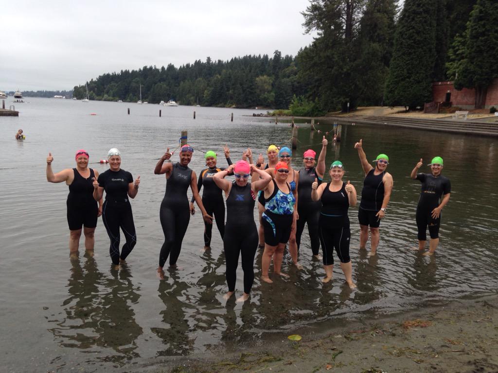 denisegeroux's tweet photo. Top Pot Donutated 2 dozen donuts proving triathletes will workout for food! #mocktriathlonrocked http://t.co/5ptLOzCXLE