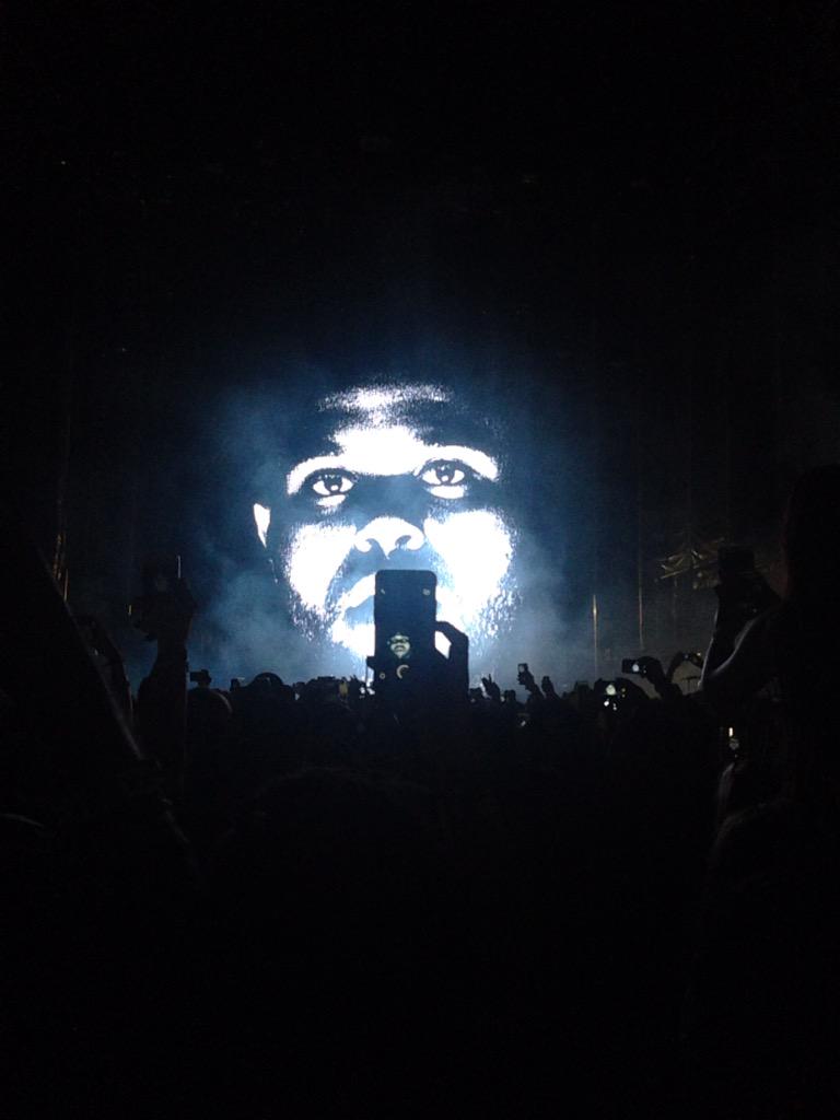 kristennn_dg's tweet photo. Reminiscing Kanye x The Weeknd #LIB2014 http://t.co/lxBNtAgB8y