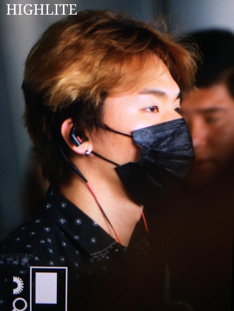 [10/8/15][Pho] BIGBANG tại sân bay Incheon trở về từ Trung Quốc CMBPRLbUMAEu8Oc