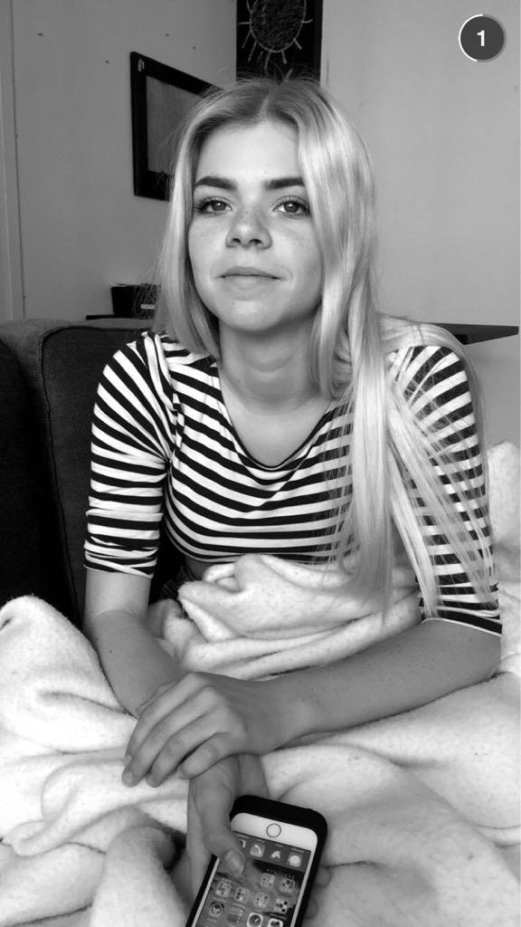 justinnjohness's tweet photo. @JustinJohnes this person is literally the prettiest thing ever http://t.co/Lwrum7HIkr