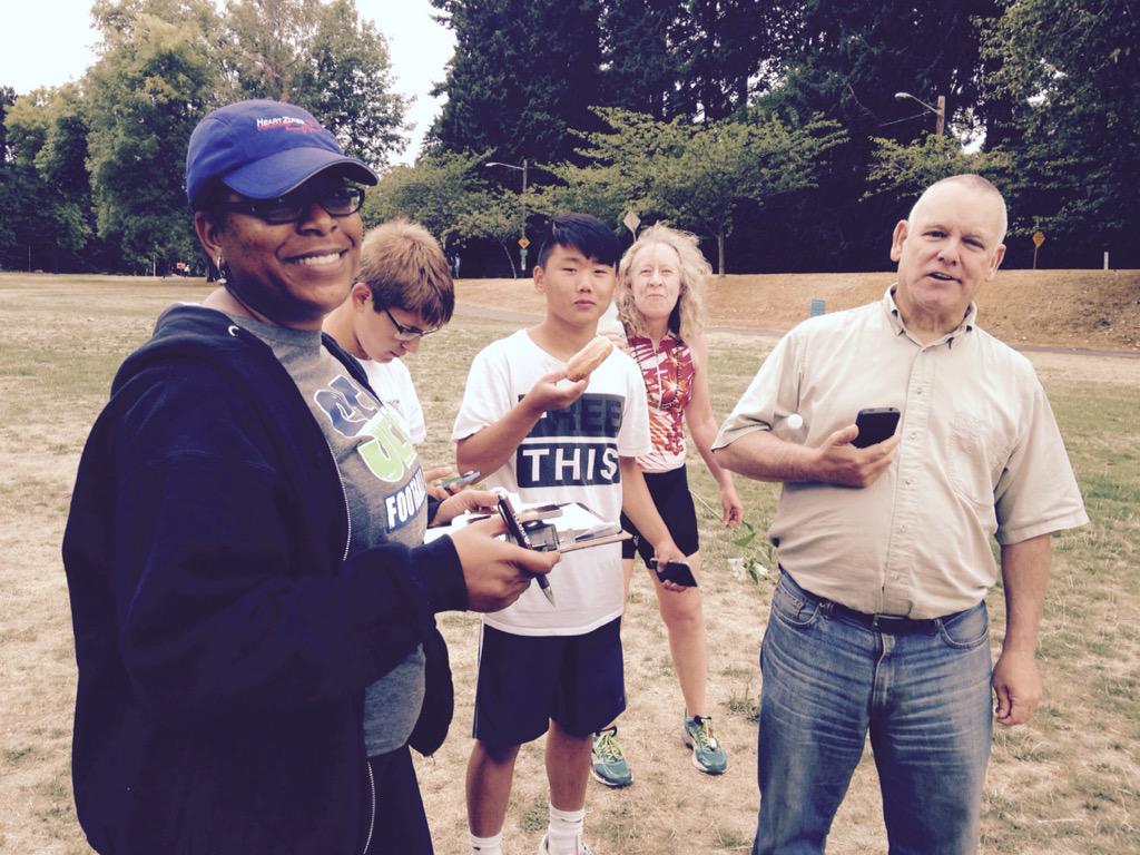 denisegeroux's tweet photo. Thanks to all our gracious volunteers and our awesome lifeguard Audrey! #mocktriathlonrocked http://t.co/aUvMA5LuZe