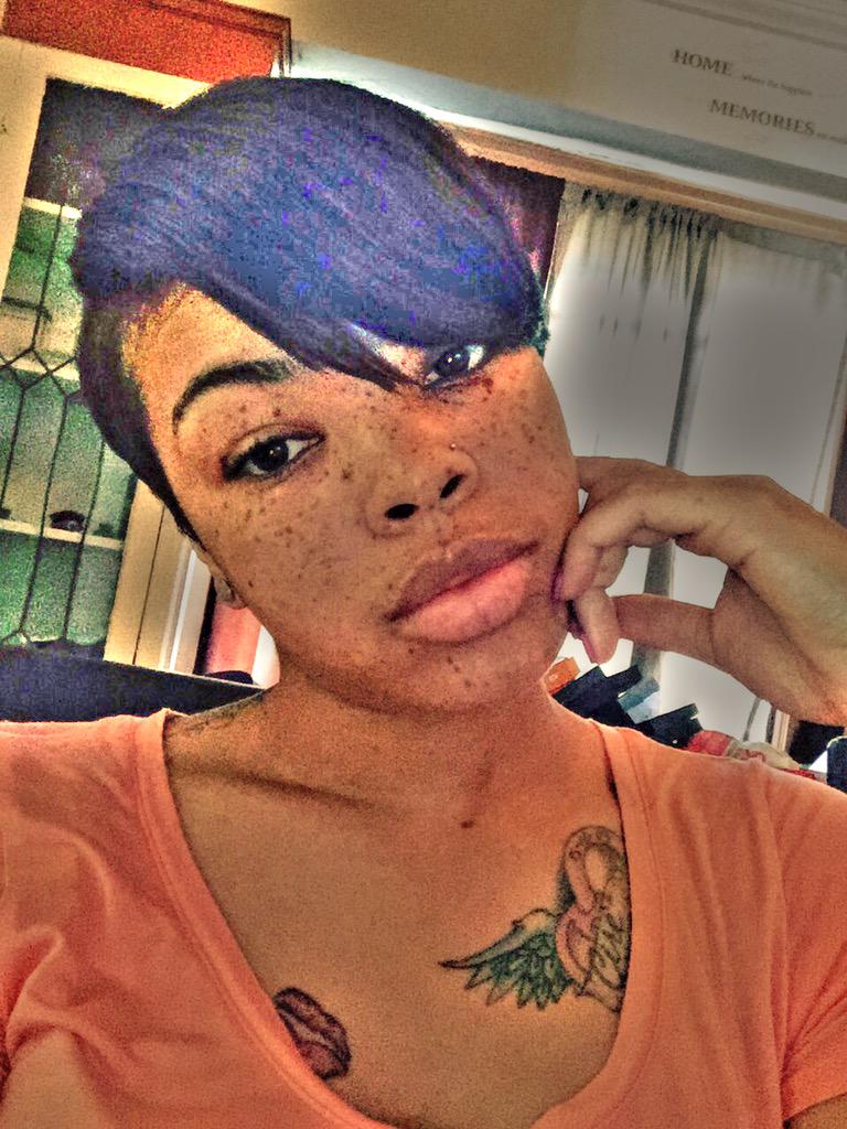 Jus_100's tweet photo. "HER CREEP" 😋😍 http://t.co/zNhQFOrsdu