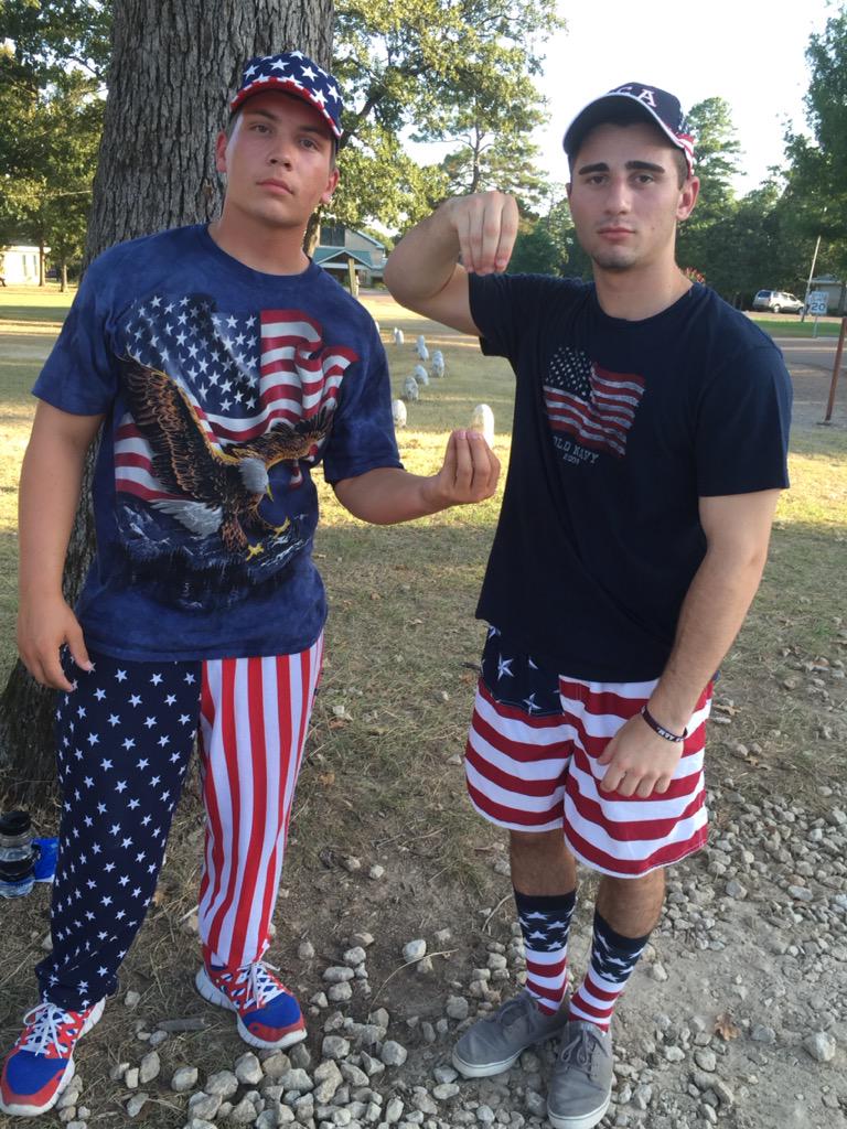 tmweinholzer's tweet photo. Just a couple from #FishCamp15 Camp Matthews for life 👍🏻👍🏻 http://t.co/I8AyYe6Uxd