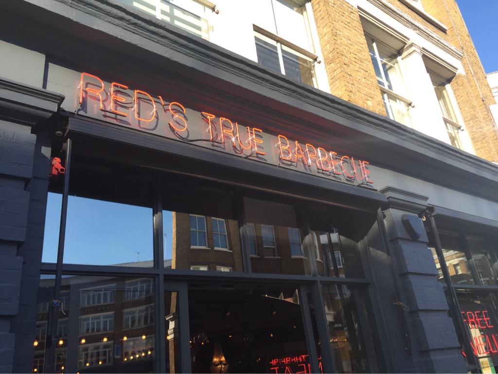 CluckCluckClub's tweet photo. Our first trip to @RedsTrueBBQ #Shoreditch 10/10 thanks guys , everything we ate was amazing. 😋🐽🐔🐮🔥👌 http://t.co/k9lM6LxUkt