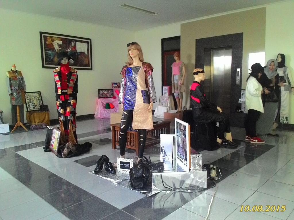 ELASTIS 2012 tweet media