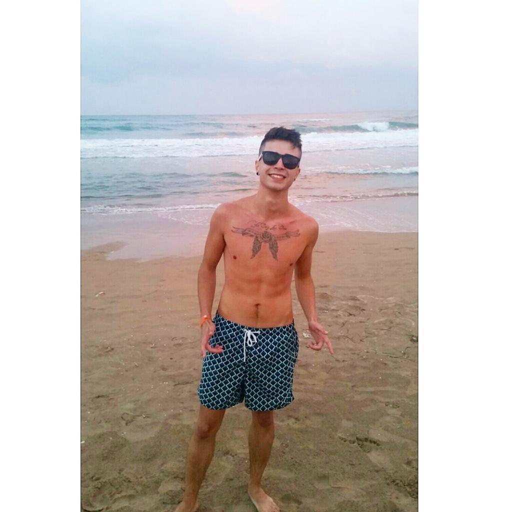 hectorr1995's tweet photo. Gandia 🌞🌊🌴 http://t.co/tOMqfTT2sl