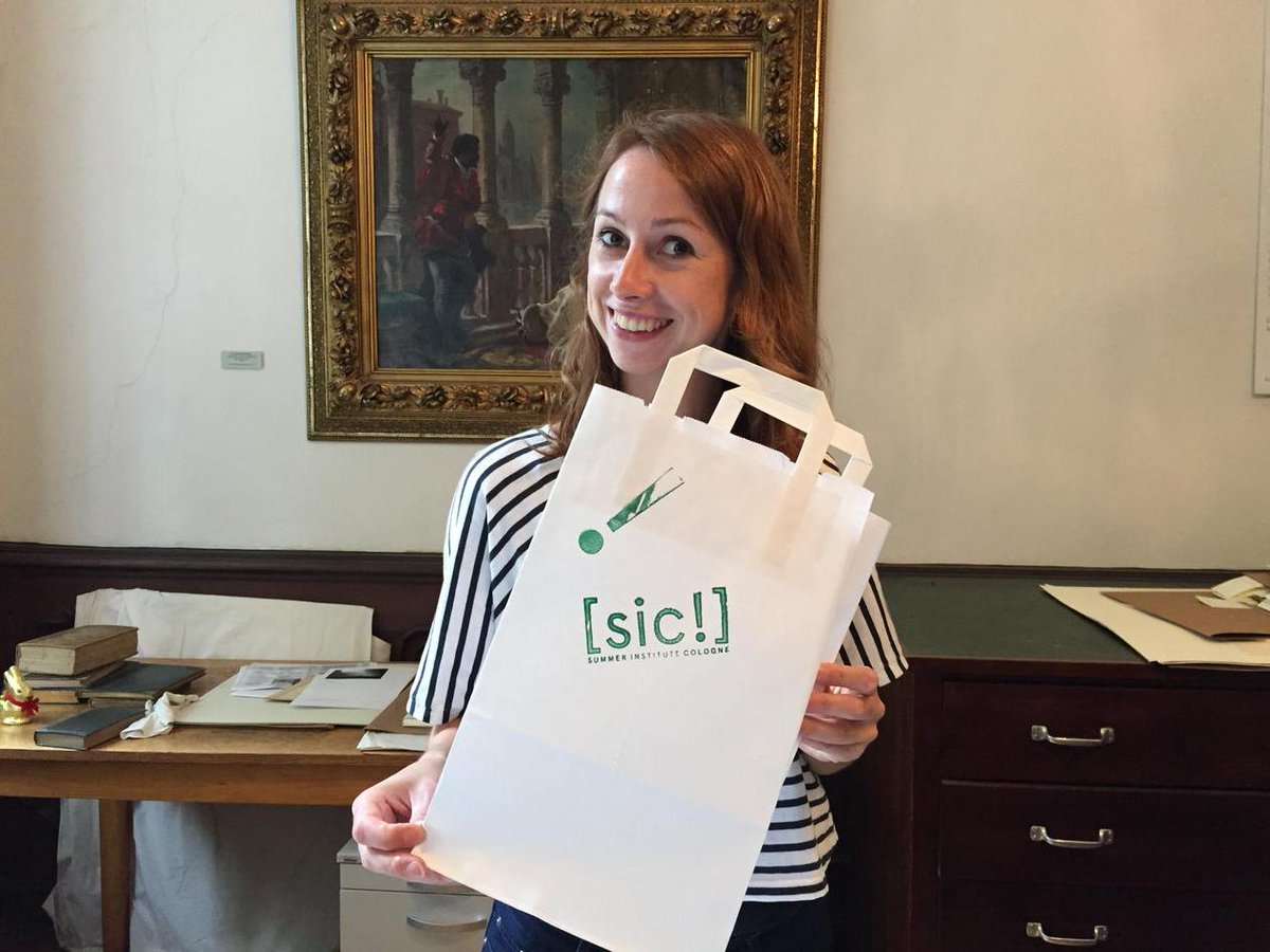 sic_cologne's tweet photo. Our beautiful colleague Sabine presents our new bags. Freshly stamped for #sic2015 http://t.co/RUlgqtnKze